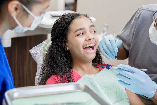 Best Emergency Orthodontic Repairs in Kouts, IN